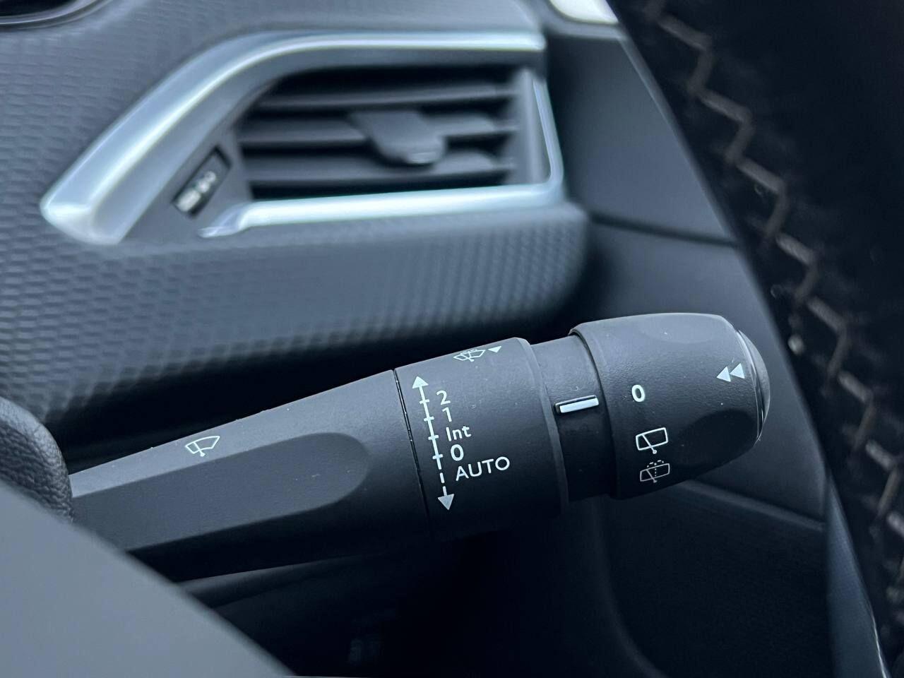 Used Peugeot 2008 2018 for sale - 76307826: Photo 39