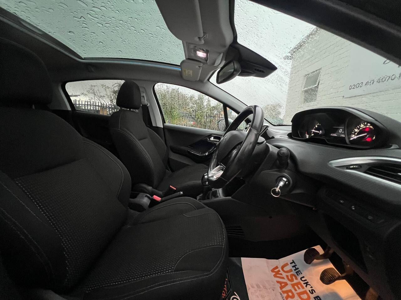 Used Peugeot 208 2018 for sale - 76457518: Photo 19