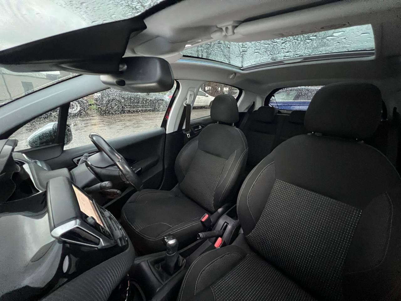 Used Peugeot 208 2018 for sale - 76457518: Photo 27