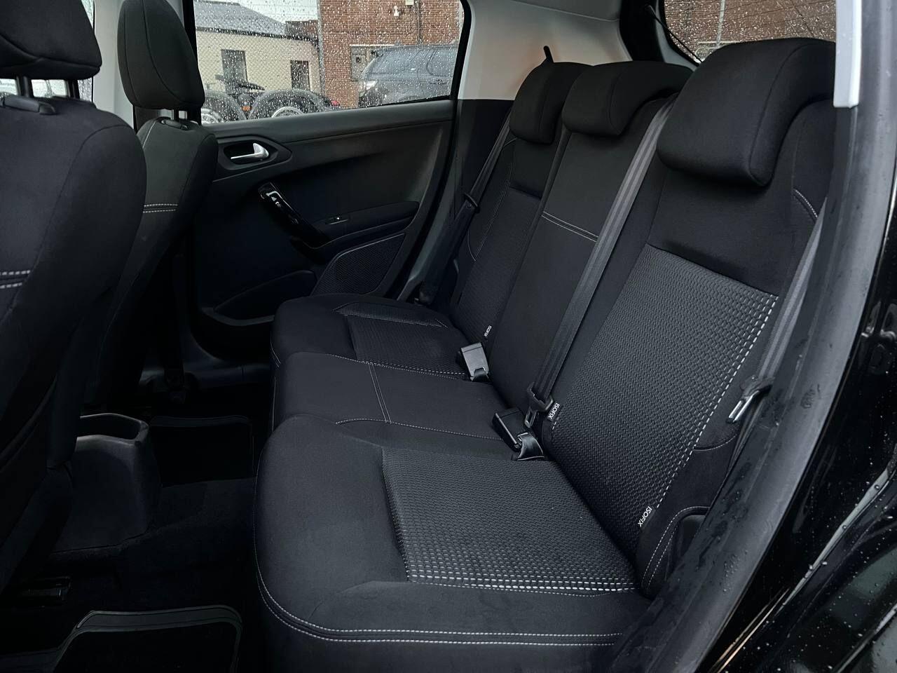 Used Peugeot 208 2018 for sale - 76457518: Photo 32