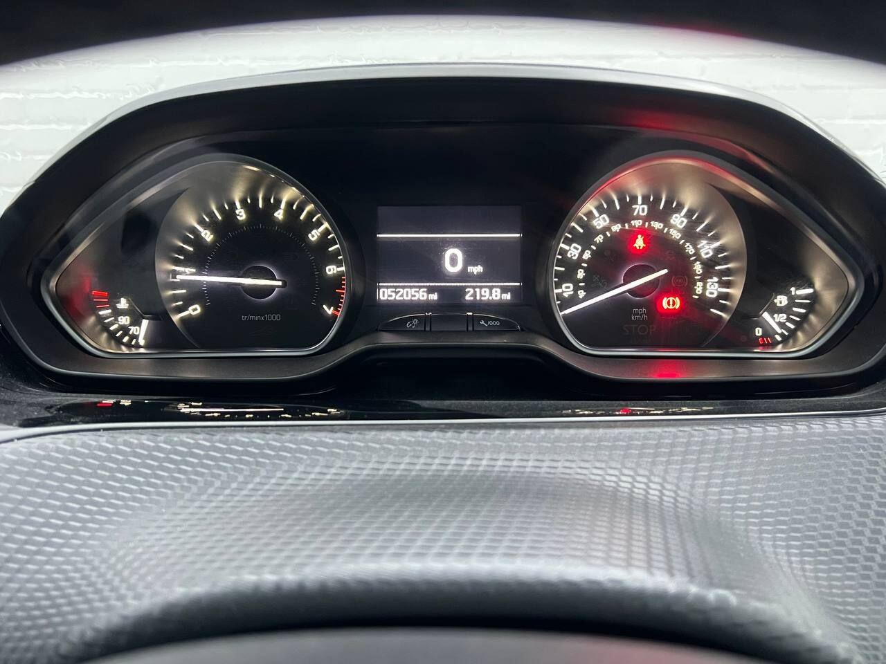 Used Peugeot 208 2018 for sale - 76457518: Photo 35