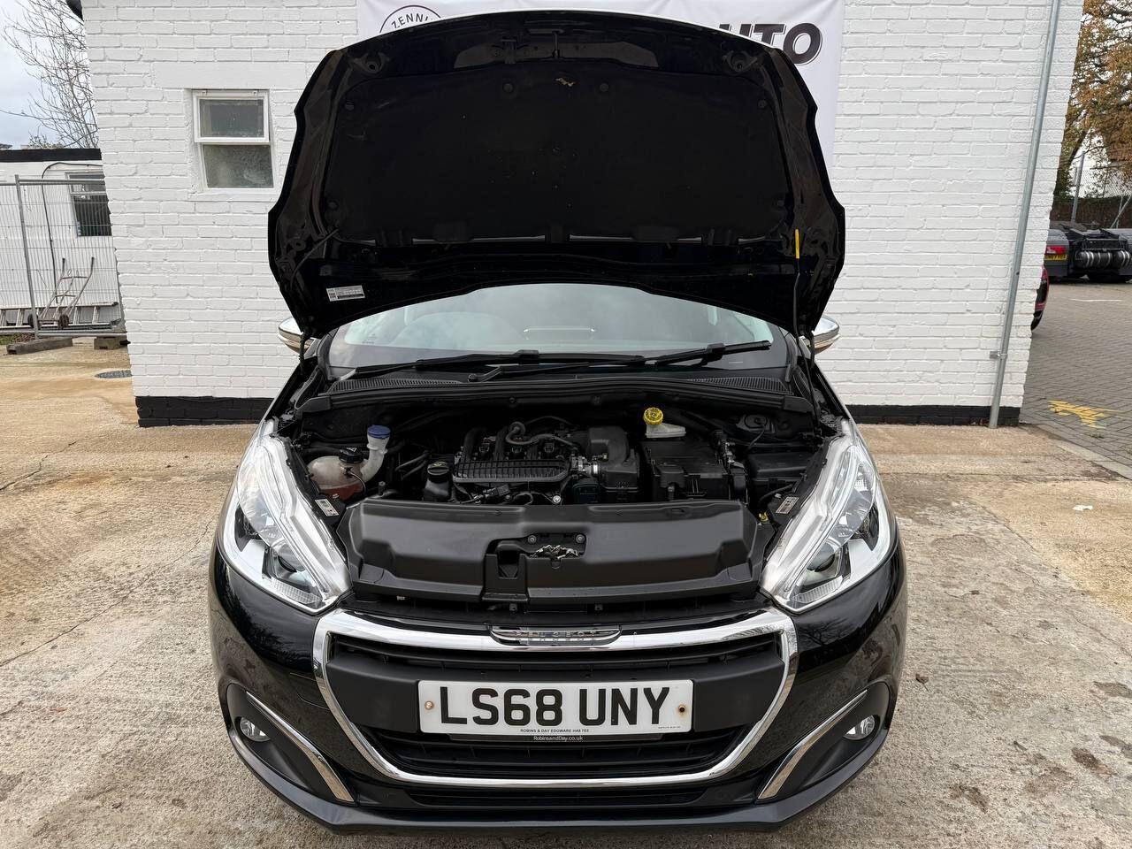 Used Peugeot 208 2018 for sale - 76457518: Photo 65