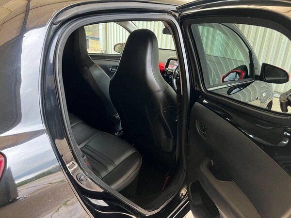 Used Peugeot 108 2017 for sale - 76306833: Photo 30