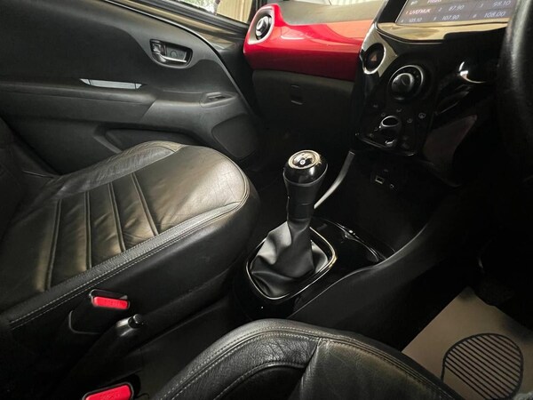 Used Peugeot 108 2017 for sale - 76306833: Photo 46