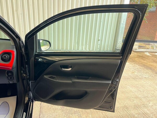 Used Peugeot 108 2017 for sale - 76306833: Photo 50