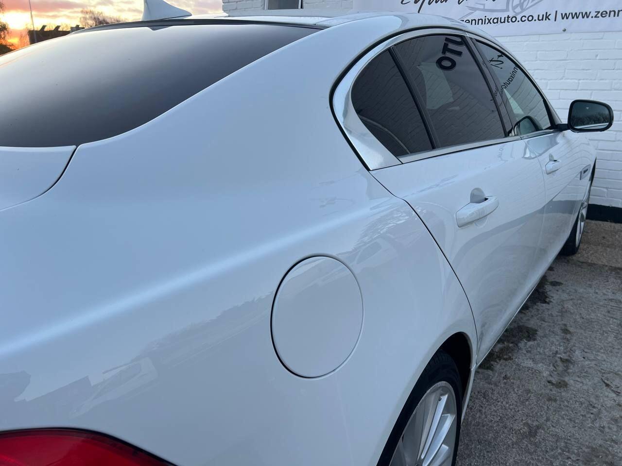 Used Jaguar XE 2015 for sale - 76752657: Photo 12