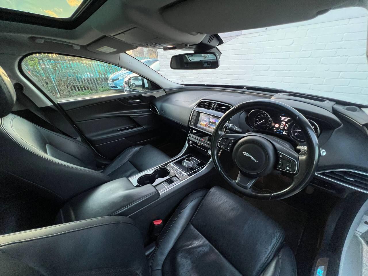 Used Jaguar XE 2015 for sale - 76752657: Photo 17