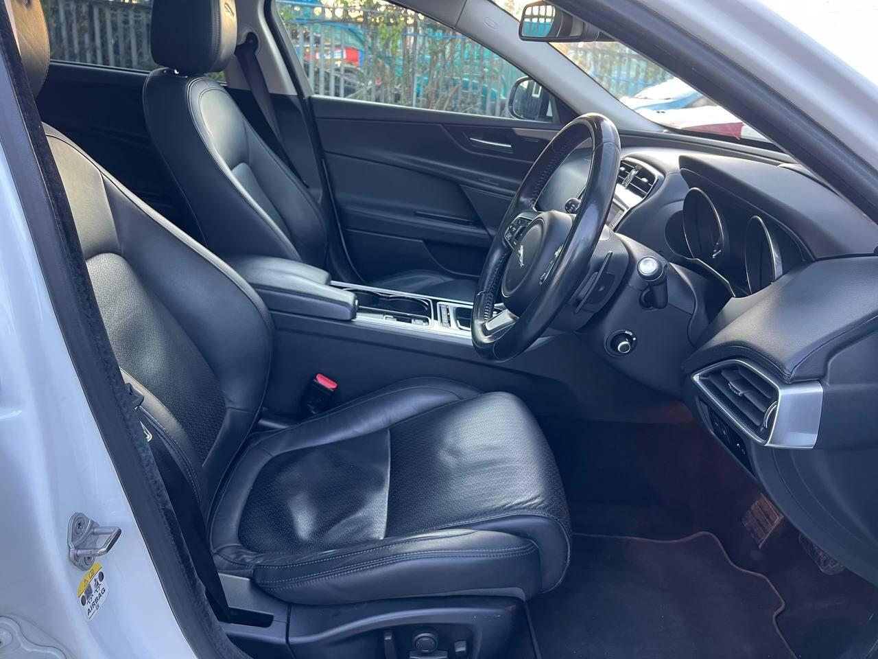 Used Jaguar XE 2015 for sale - 76752657: Photo 20