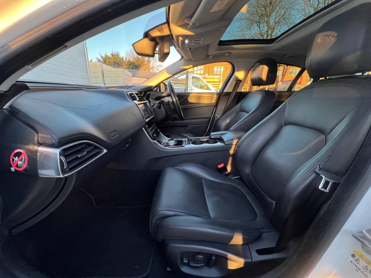 Used Jaguar XE 2015 for sale - 76752657: Photo 26