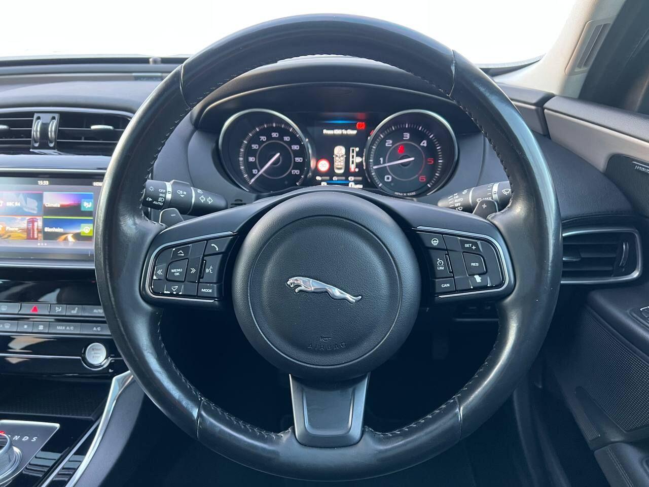 Used Jaguar XE 2015 for sale - 76752657: Photo 38