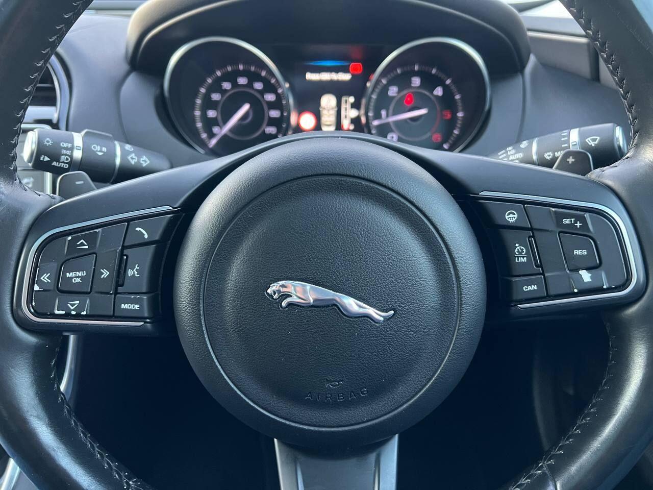 Used Jaguar XE 2015 for sale - 76752657: Photo 39