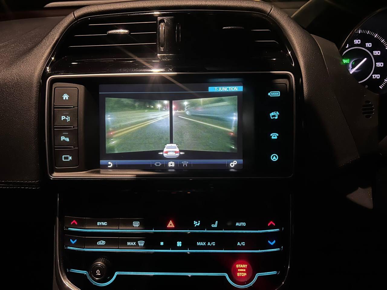 Used Jaguar XE 2015 for sale - 76752657: Photo 50