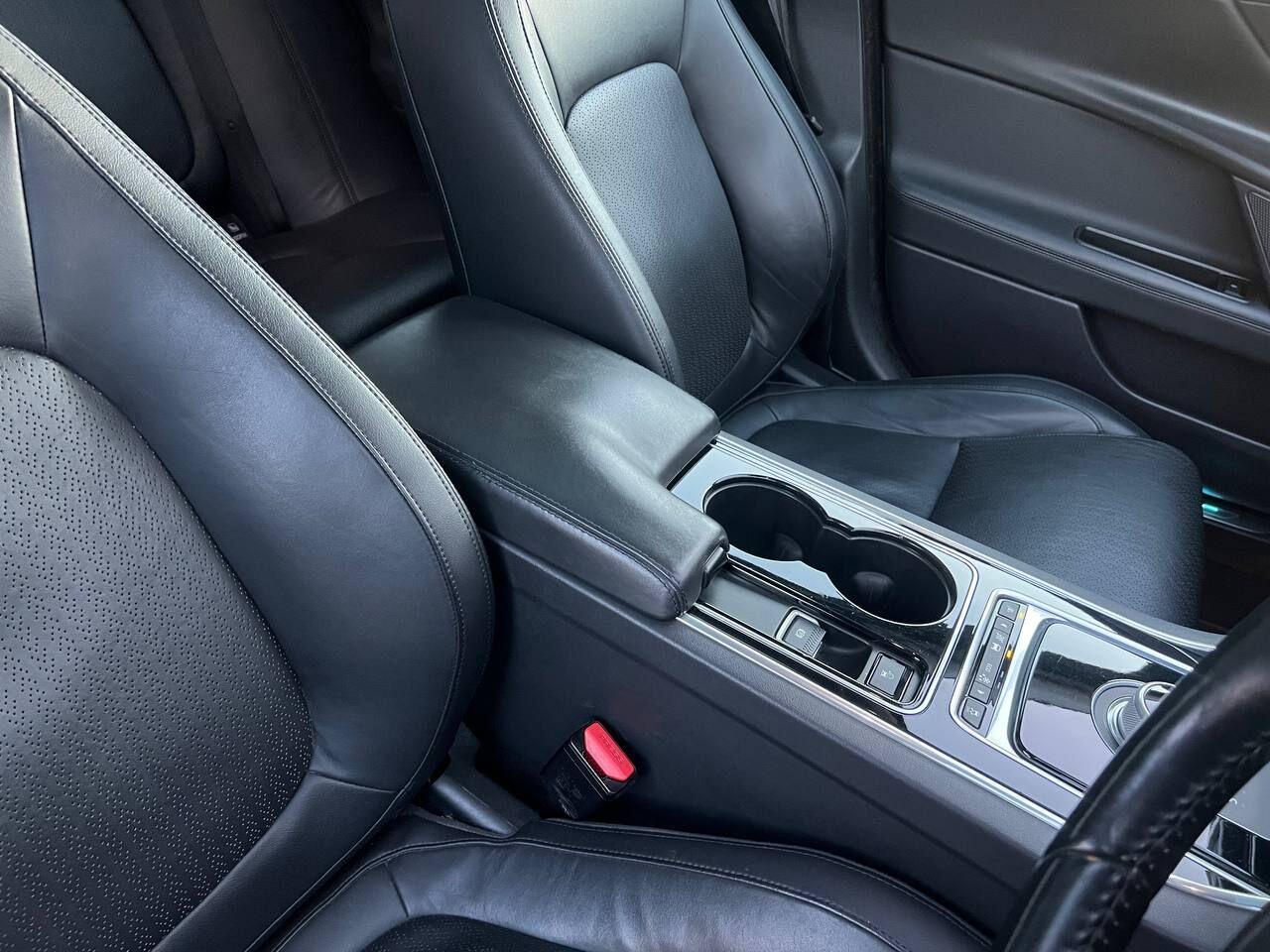 Used Jaguar XE 2015 for sale - 76752657: Photo 56