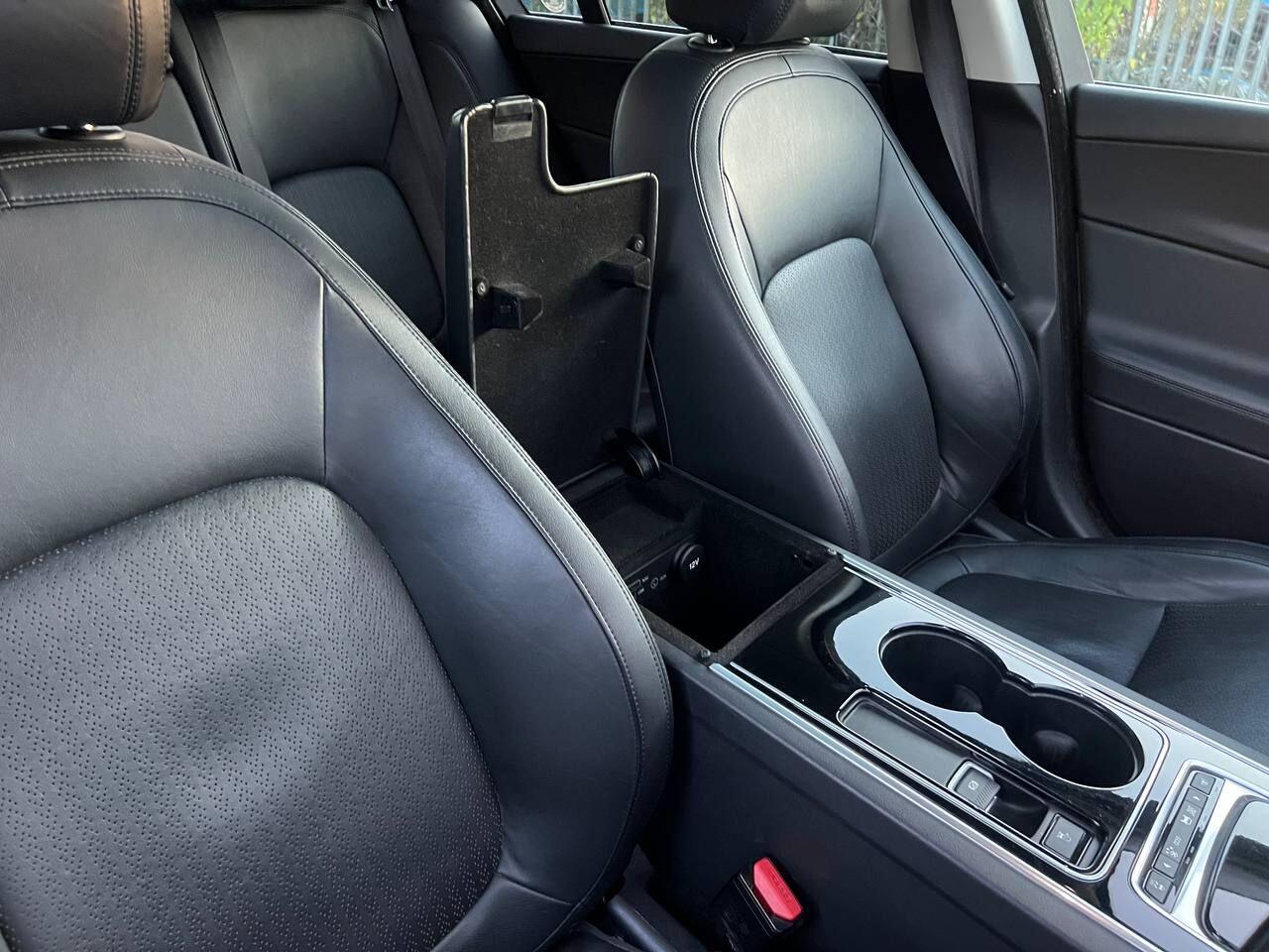 Used Jaguar XE 2015 for sale - 76752657: Photo 57