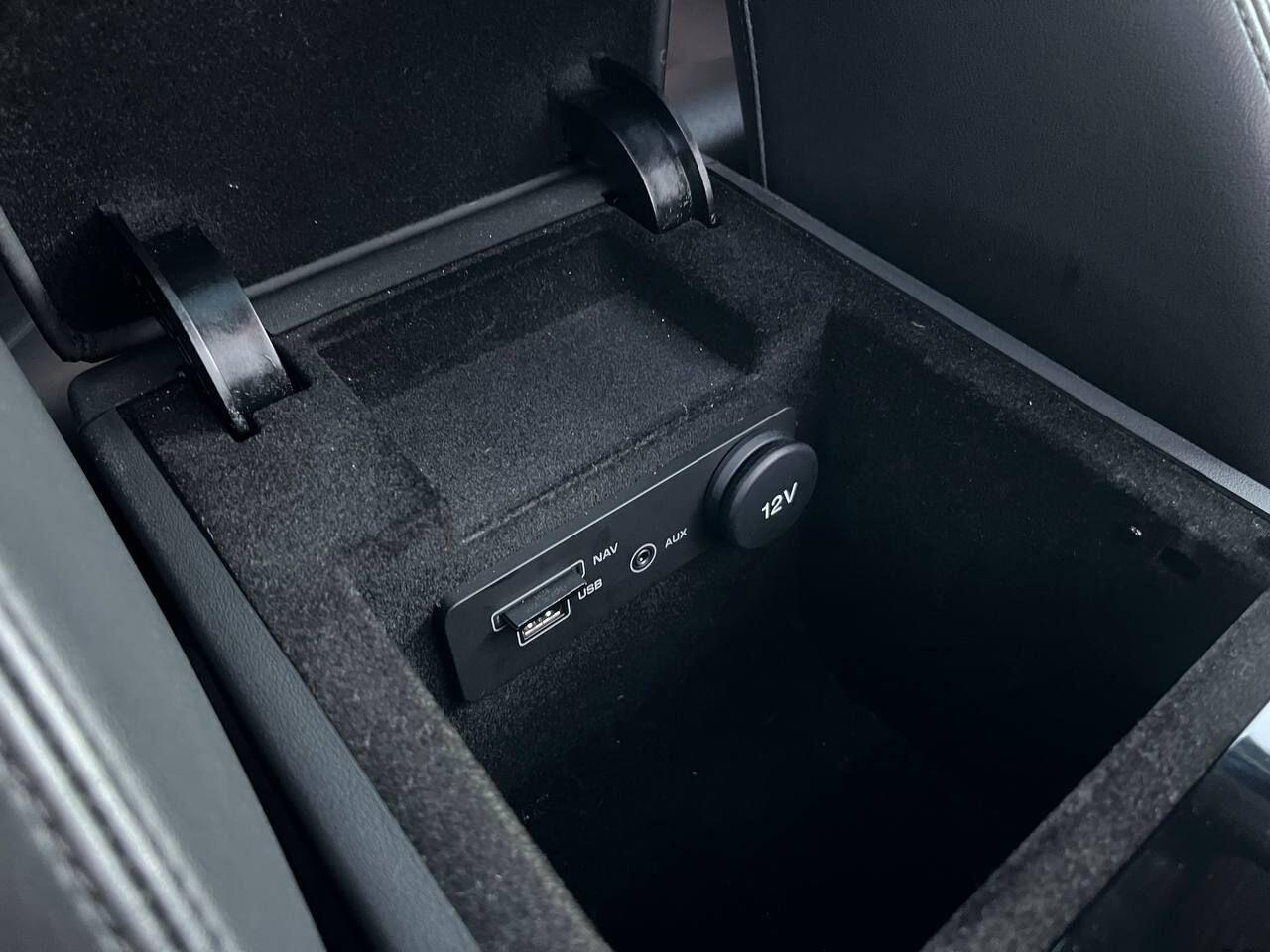 Used Jaguar XE 2015 for sale - 76752657: Photo 58