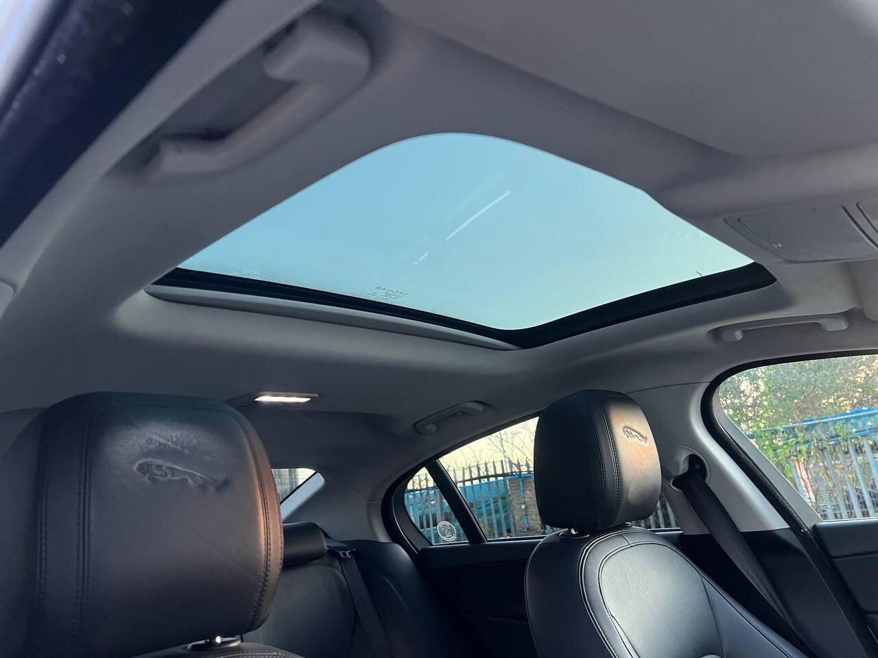 Used Jaguar XE 2015 for sale - 76752657: Photo 61