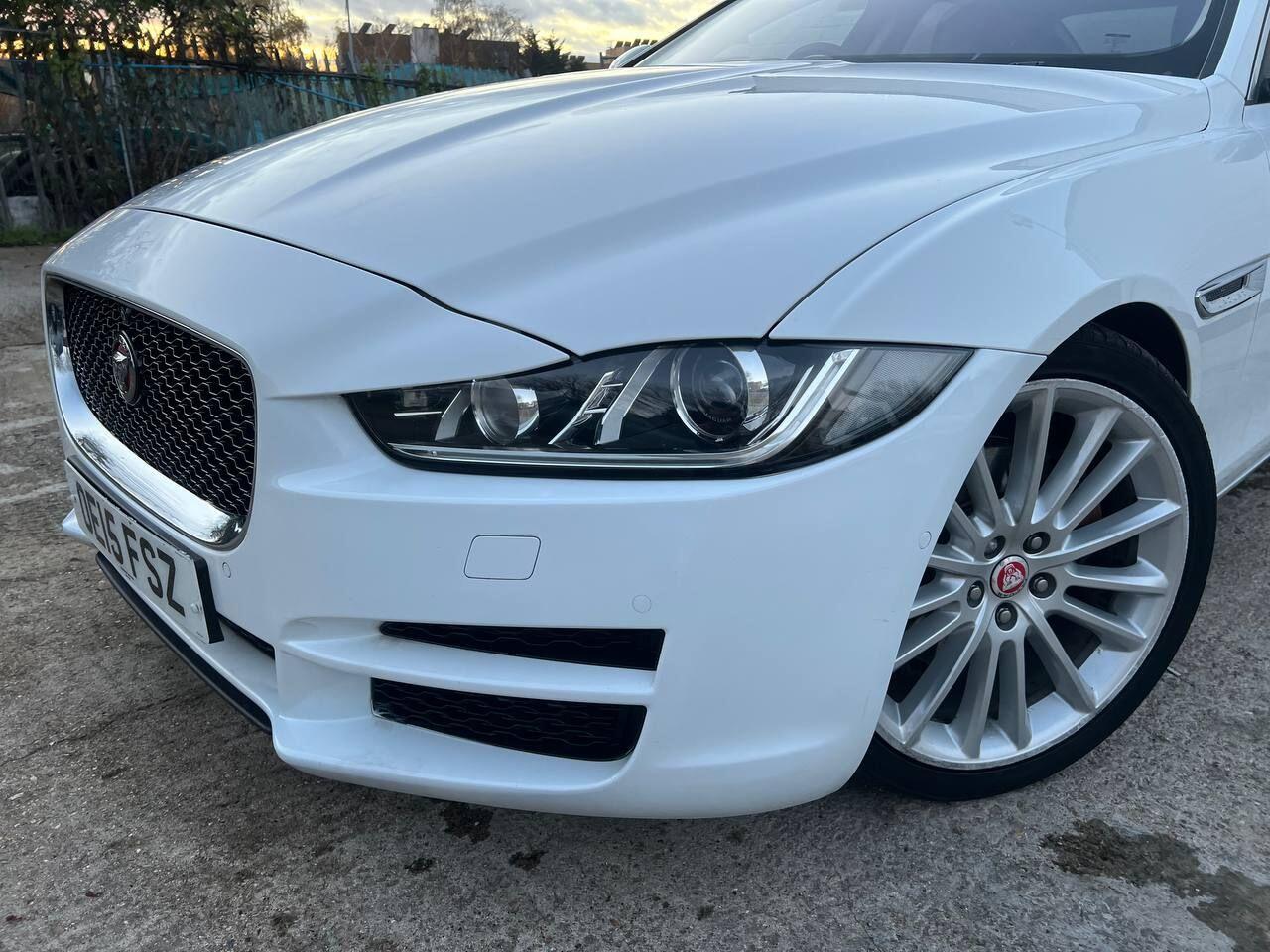 Used Jaguar XE 2015 for sale - 76752657: Photo 86