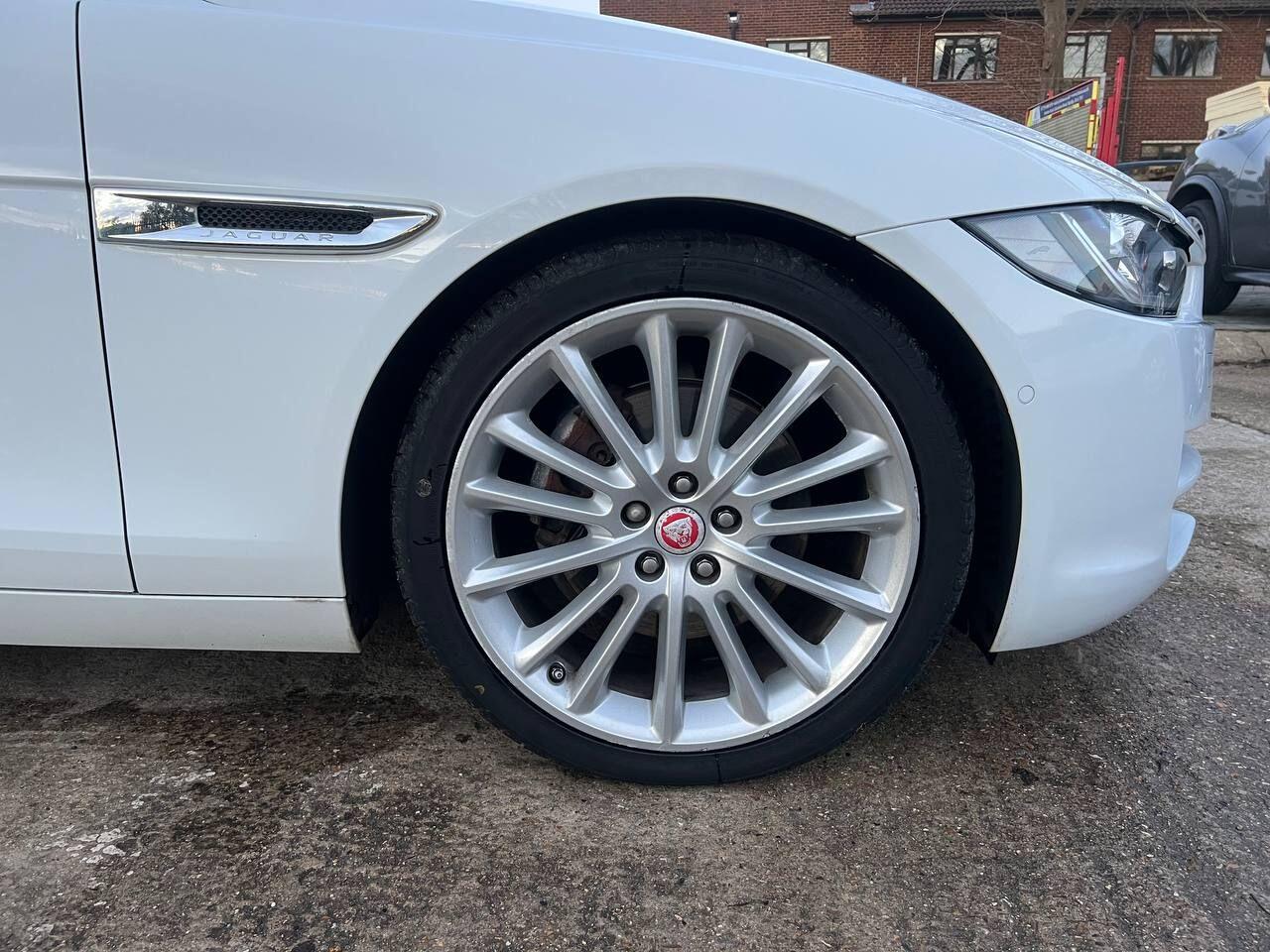 Used Jaguar XE 2015 for sale - 76752657: Photo 93