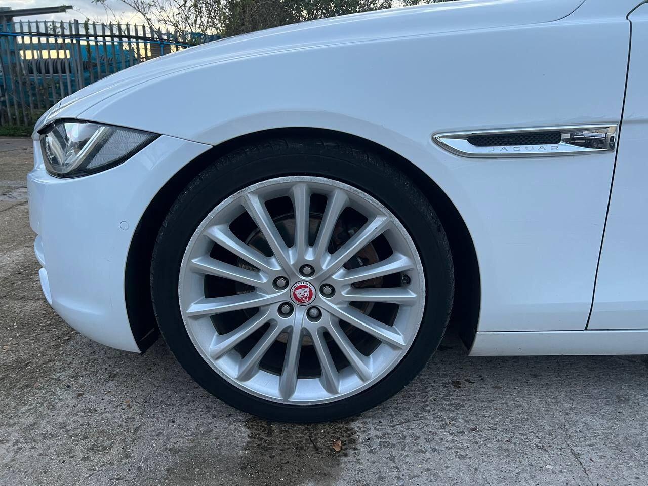 Used Jaguar XE 2015 for sale - 76752657: Photo 95
