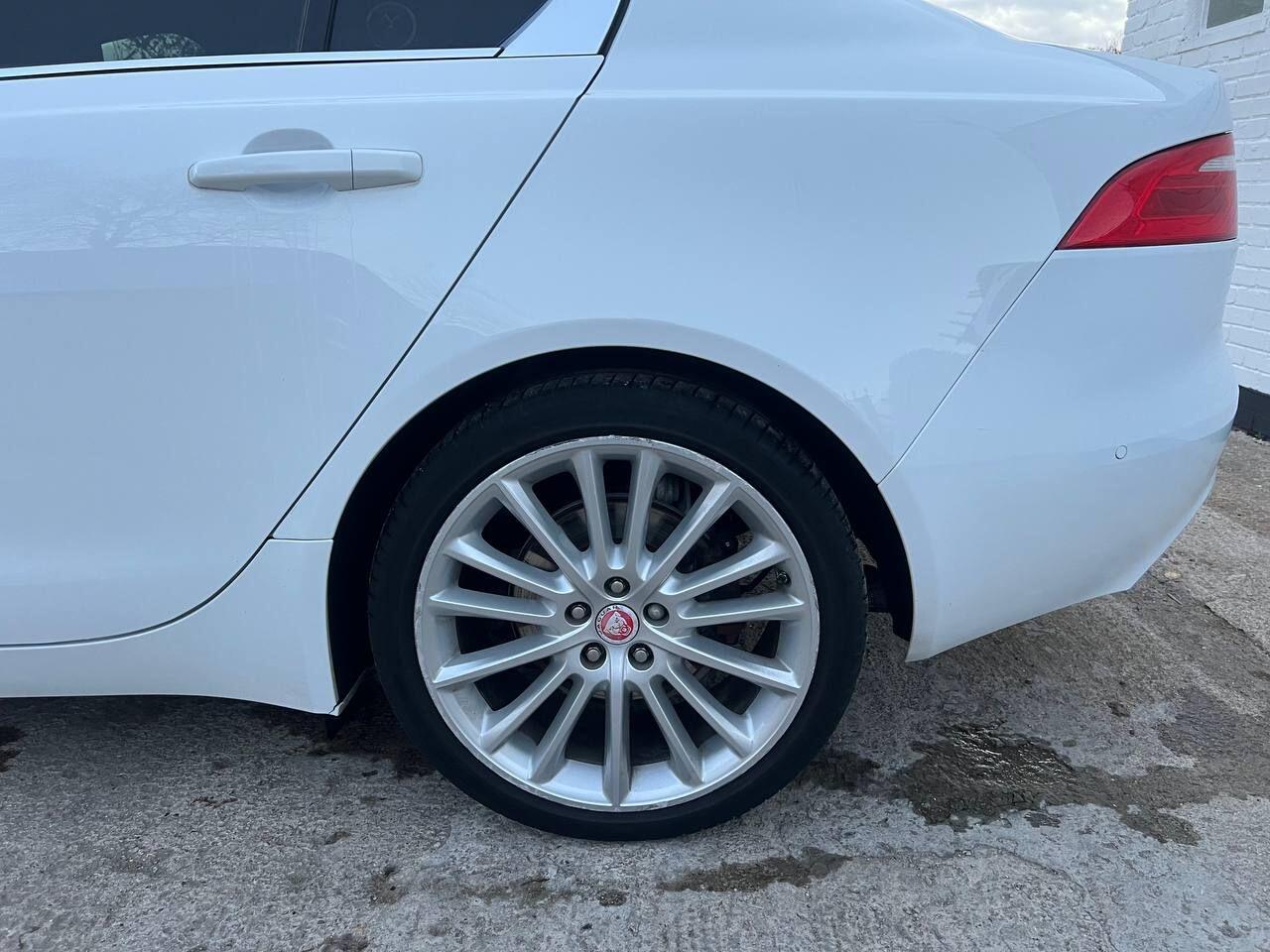 Used Jaguar XE 2015 for sale - 76752657: Photo 96