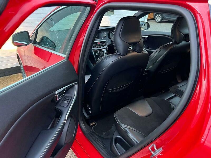 Used Volvo V40 2016 for sale - 77109773: Photo 29