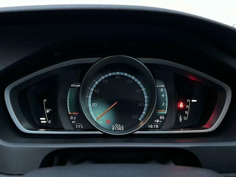 Used Volvo V40 2016 for sale - 77109773: Photo 37