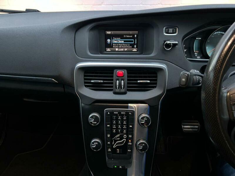 Used Volvo V40 2016 for sale - 77109773: Photo 44