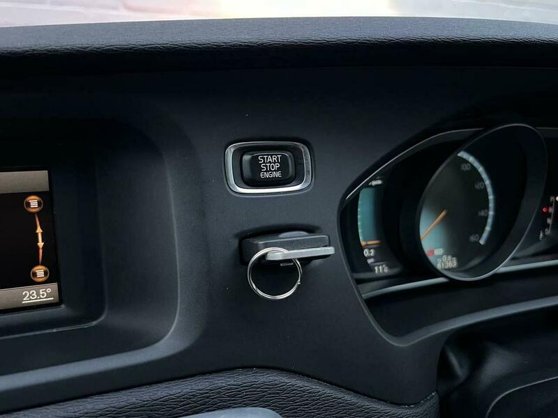 Used Volvo V40 2016 for sale - 77109773: Photo 45