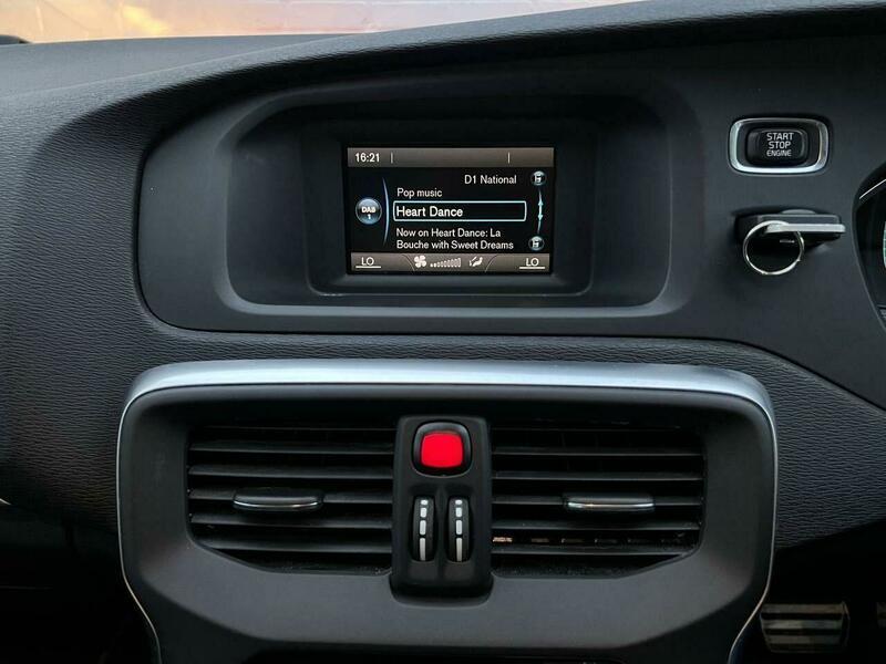 Used Volvo V40 2016 for sale - 77109773: Photo 48