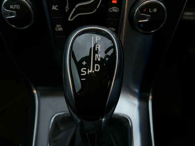 Used Volvo V40 2016 for sale - 77109773: Photo 54