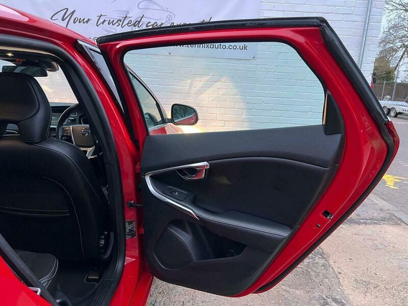 Used Volvo V40 2016 for sale - 77109773: Photo 64