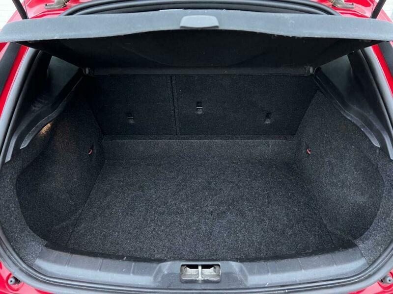 Used Volvo V40 2016 for sale - 77109773: Photo 68