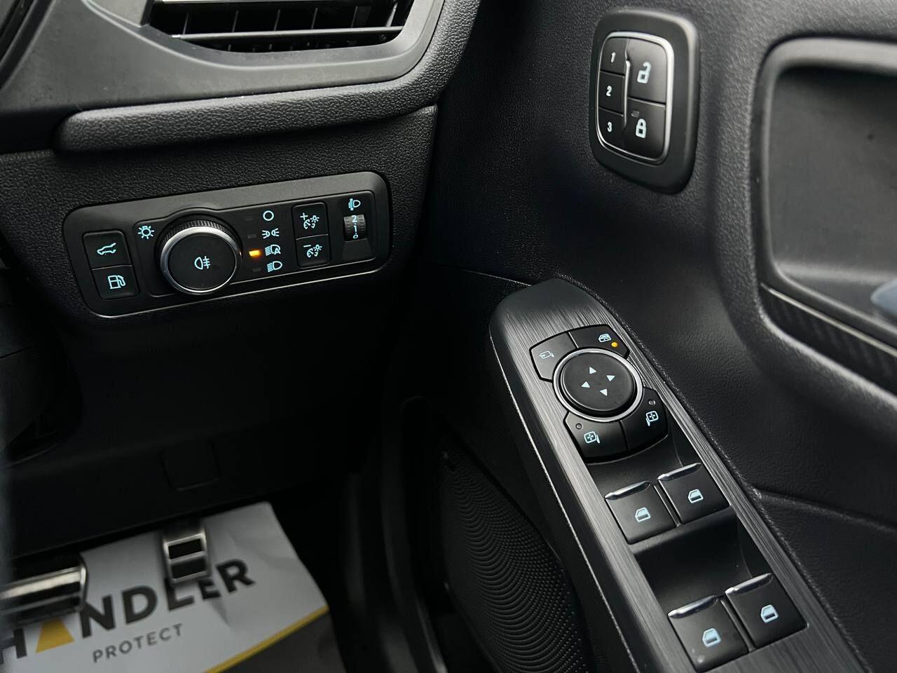 Used Ford Kuga for sale - 77738133: Photo 46