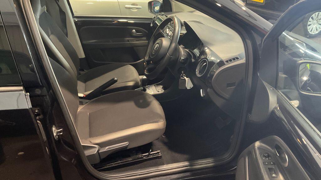 Used Volkswagen up! 2013 for sale - 77305623: Photo 8