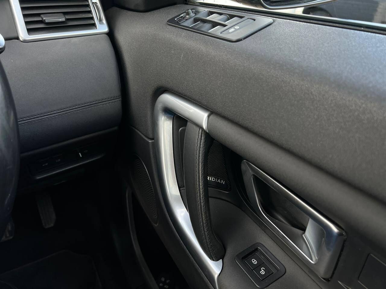 Used Land Rover Discovery Sport 2017 for sale - 77242428: Photo 46