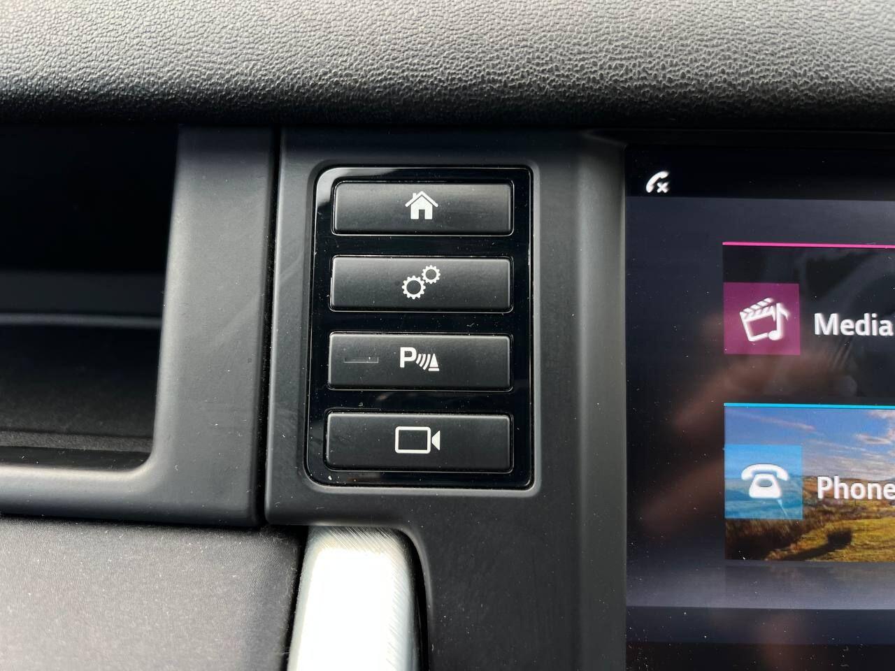 Used Land Rover Discovery Sport 2017 for sale - 77242428: Photo 62