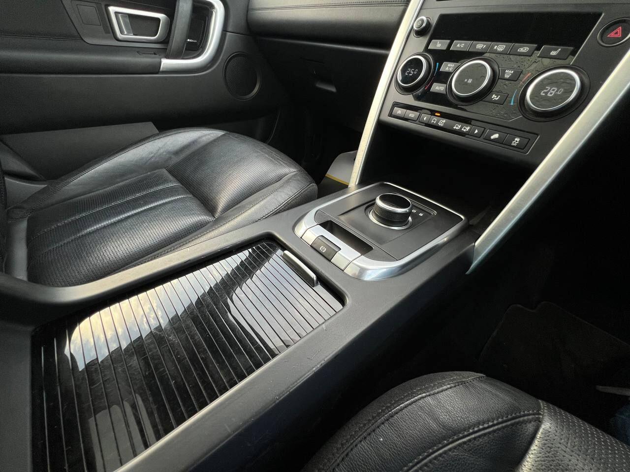 Used Land Rover Discovery Sport 2017 for sale - 77242428: Photo 63