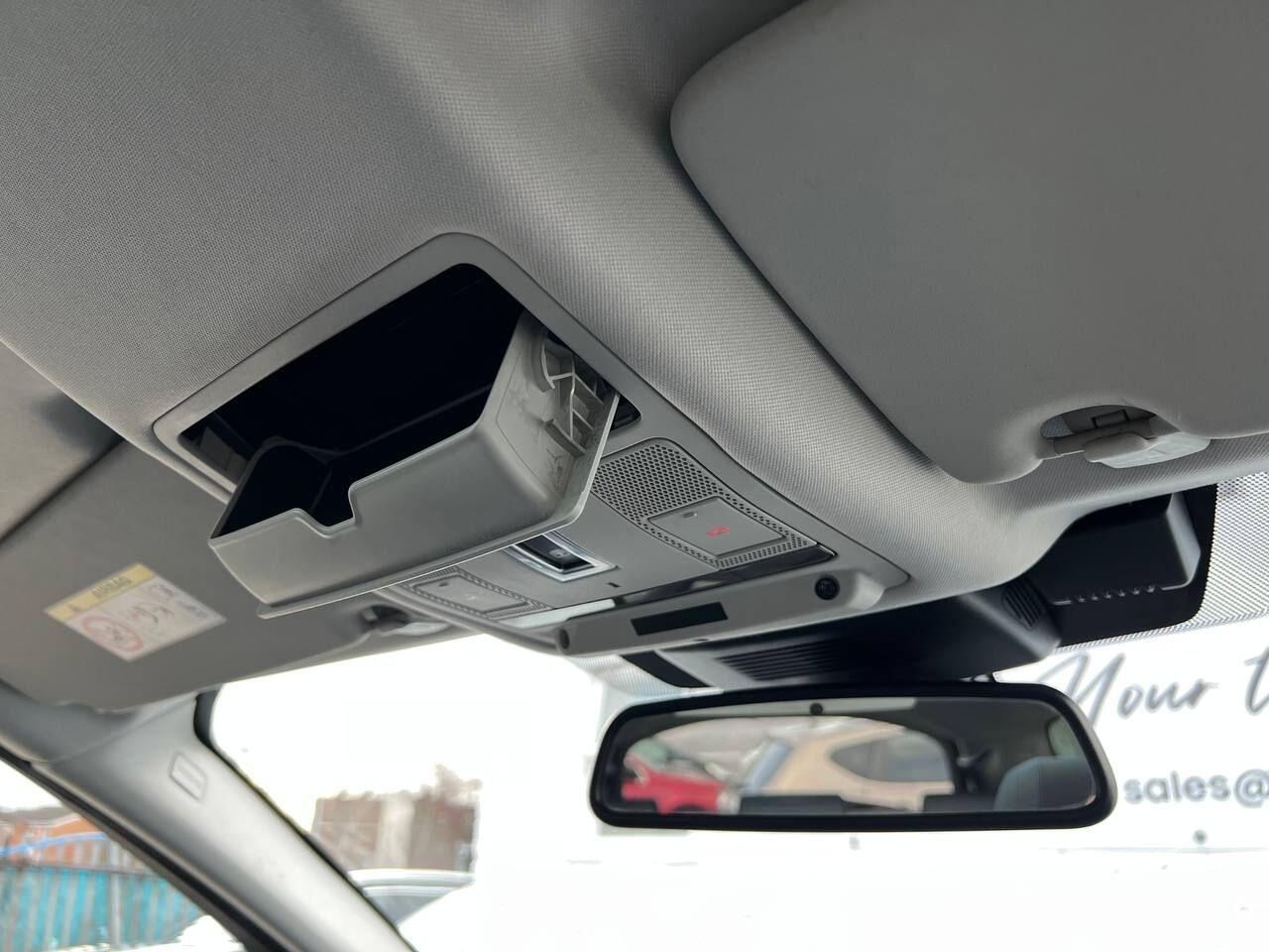 Used Land Rover Discovery Sport 2017 for sale - 77242428: Photo 76