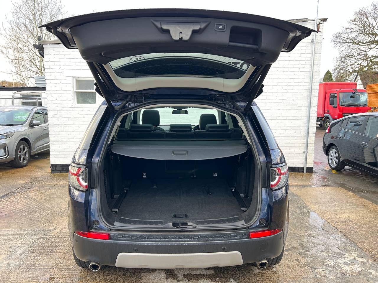 Used Land Rover Discovery Sport 2017 for sale - 77242428: Photo 85