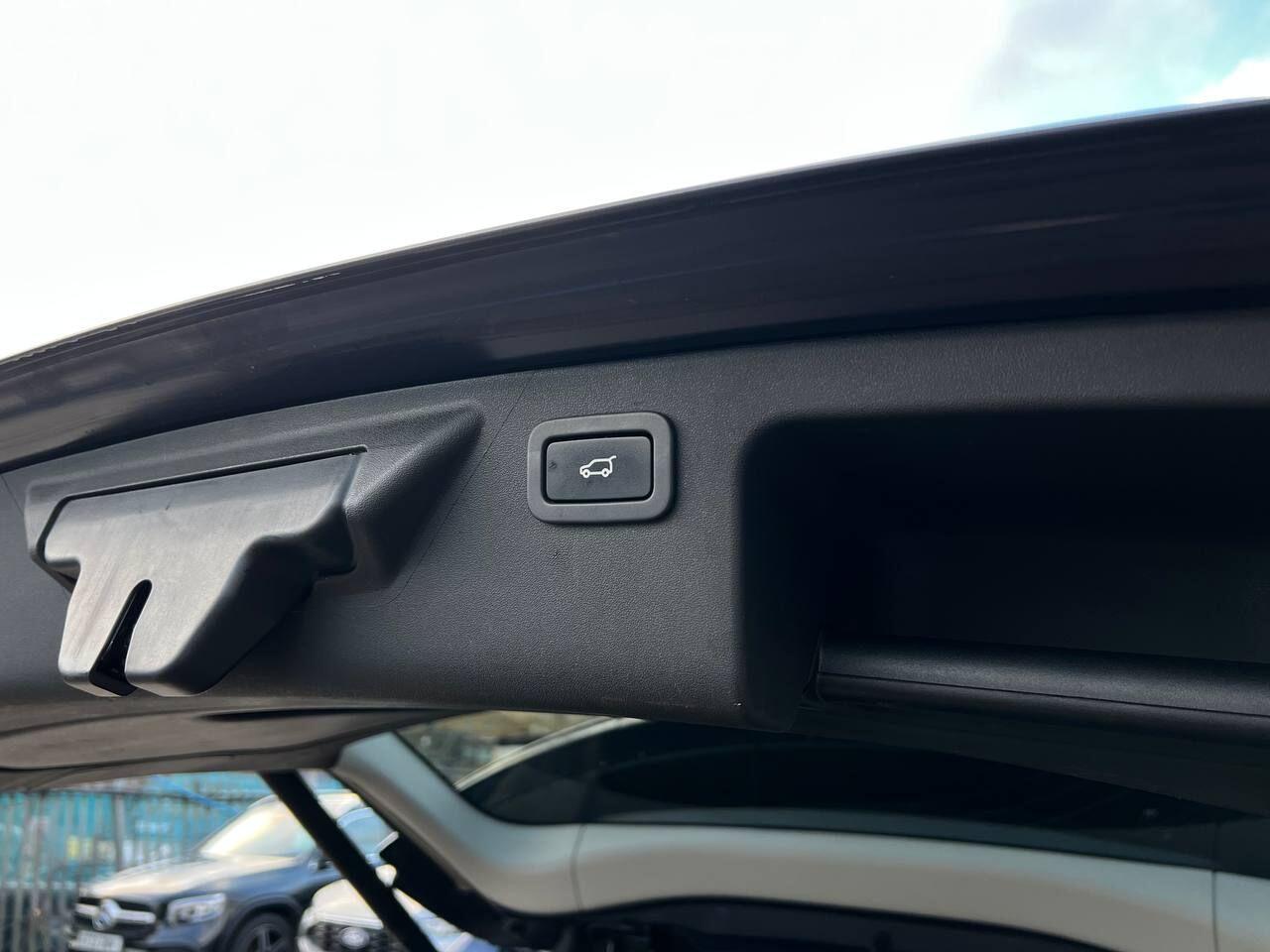 Used Land Rover Discovery Sport 2017 for sale - 77242428: Photo 86