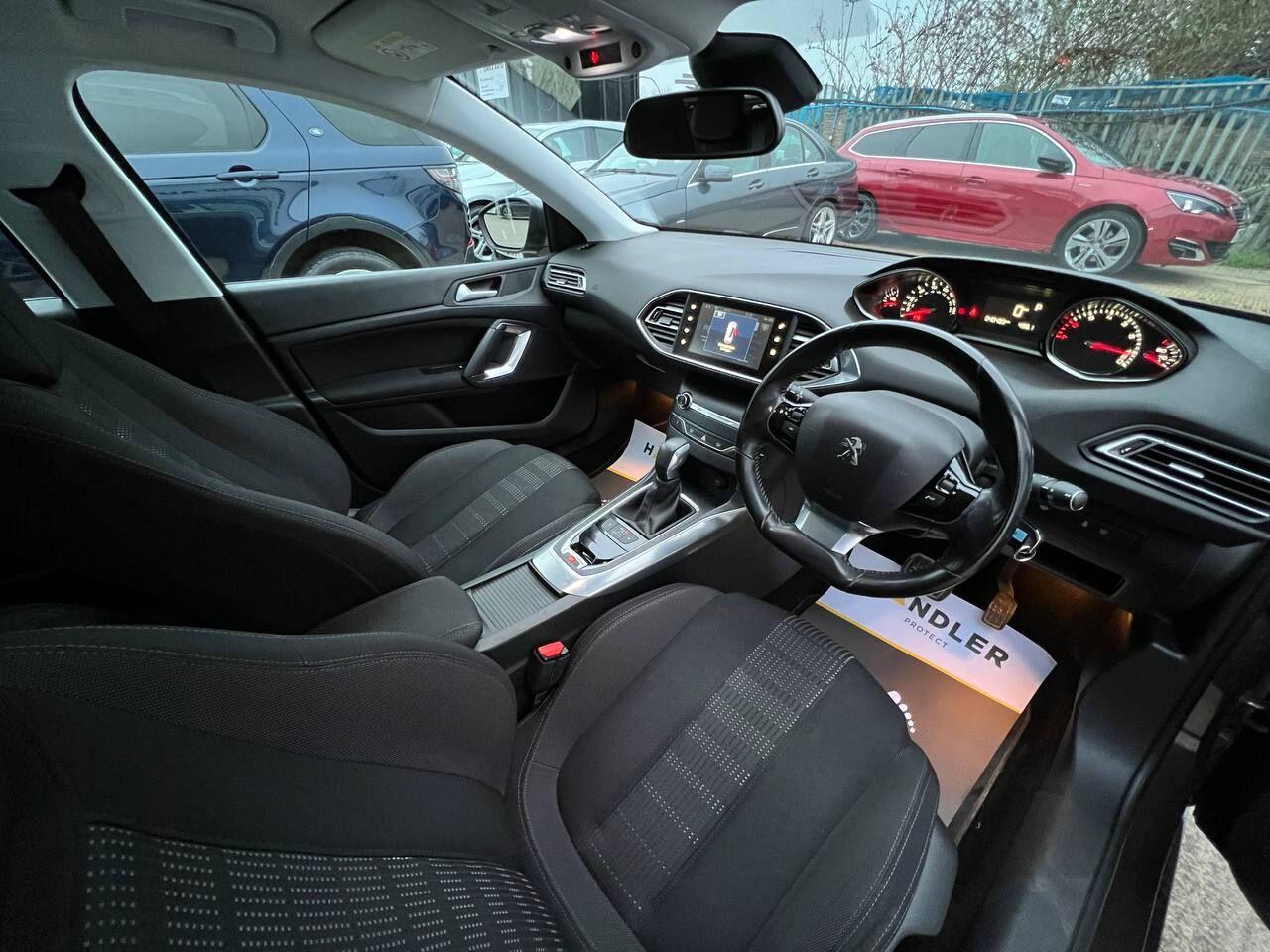 Used Peugeot 308 2015 for sale - 76942685: Photo 15