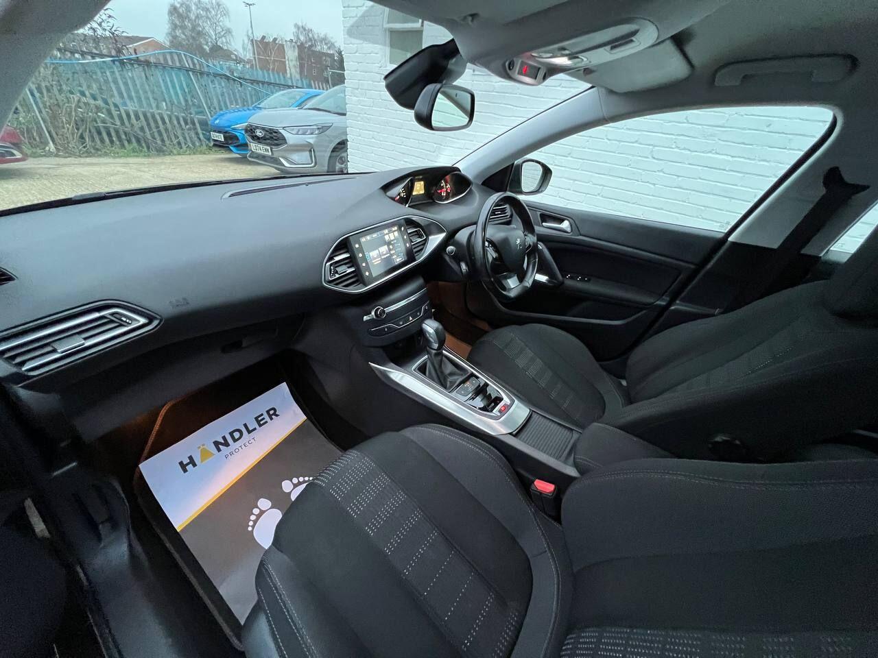 Used Peugeot 308 2015 for sale - 76942685: Photo 21