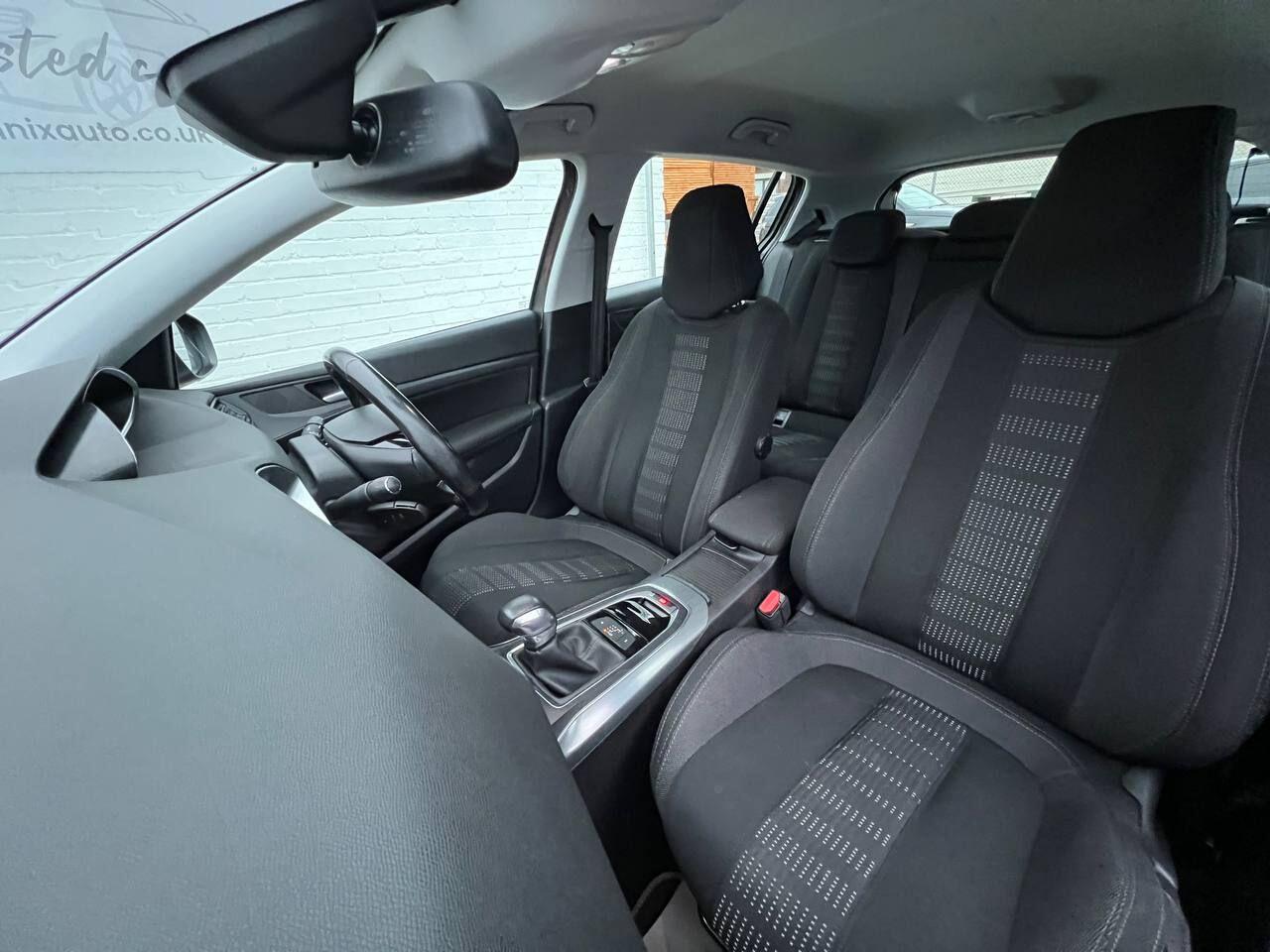 Used Peugeot 308 2015 for sale - 76942685: Photo 25