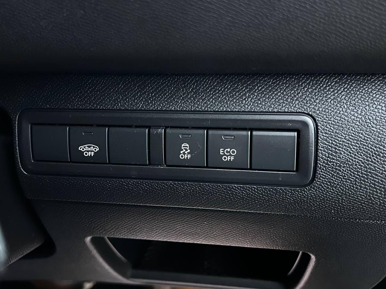 Used Peugeot 308 2015 for sale - 76942685: Photo 42