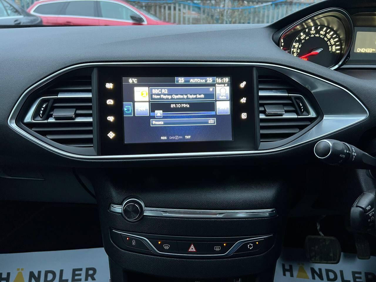 Used Peugeot 308 2015 for sale - 76942685: Photo 44