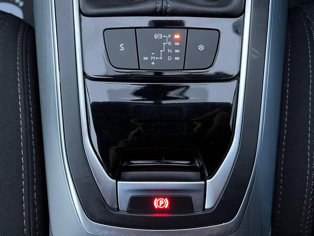 Used Peugeot 308 2015 for sale - 76942685: Photo 56