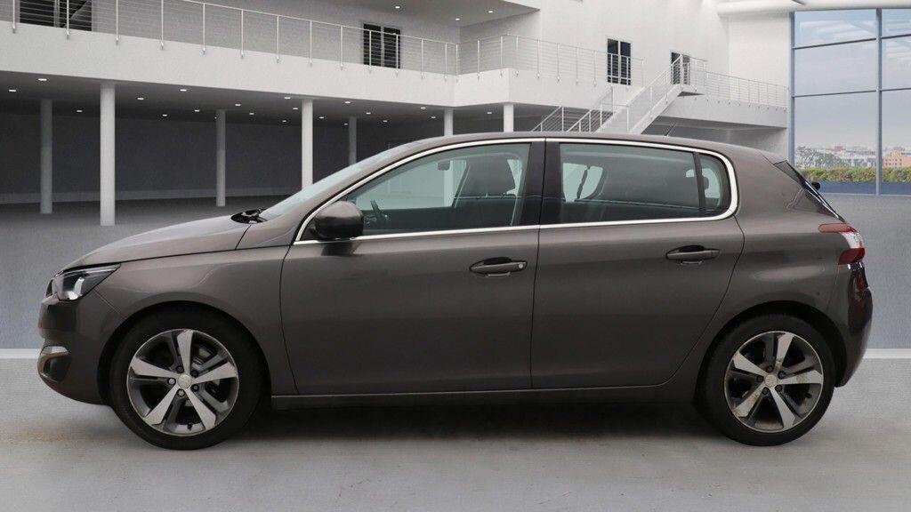 Used Peugeot 308 2015 for sale - 76942685: Photo 8