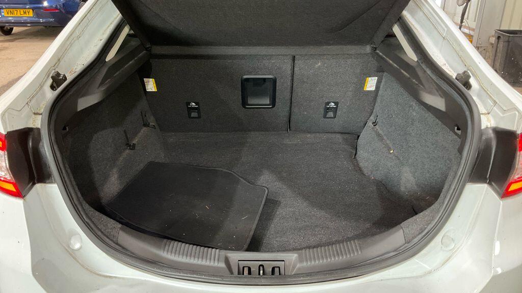 Used Ford Mondeo 2016 for sale - 77978096: Photo 15