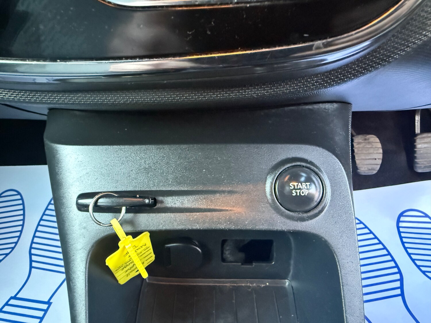 Used Renault Captur 2014 for sale - 77878654: Photo 14