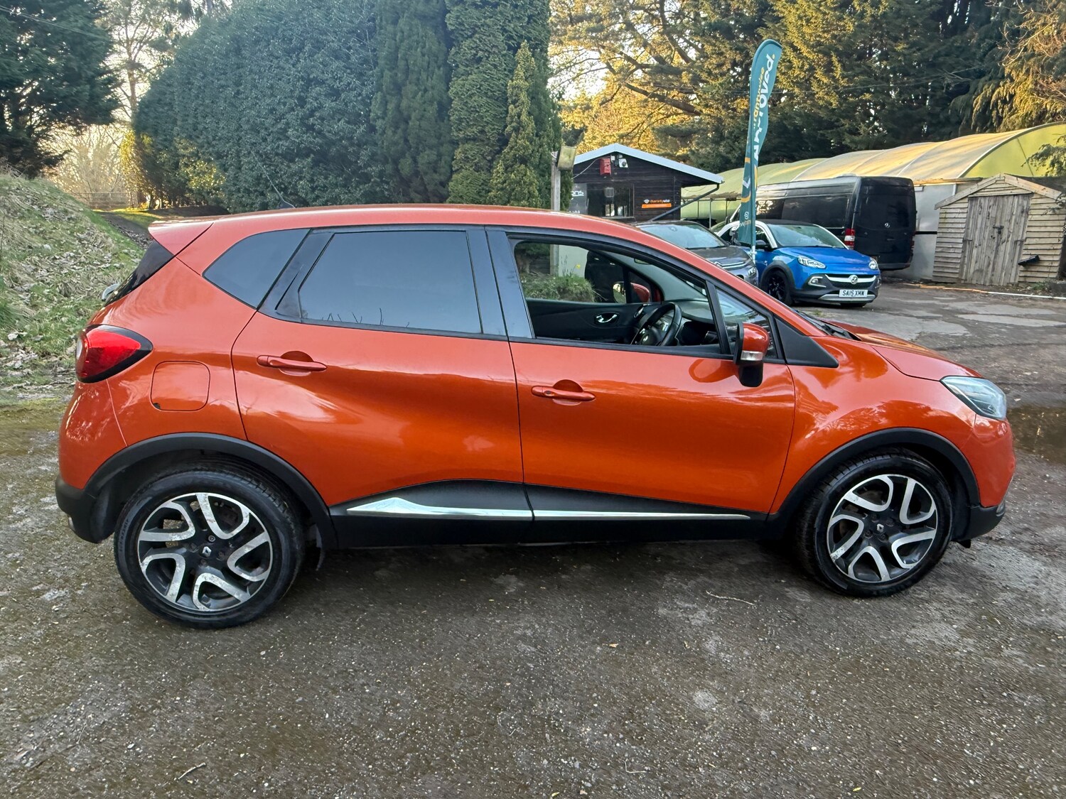 Used Renault Captur 2014 for sale - 77878654: Photo 8